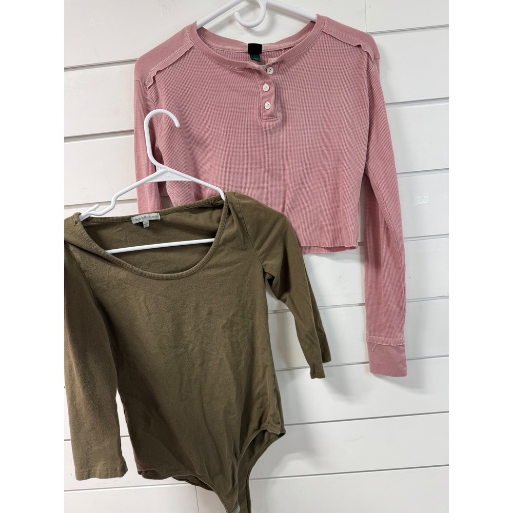 Wild Fable Pink Waffle Henley Crop Top and Charlotte Russe Olive Bodysuit Bundle